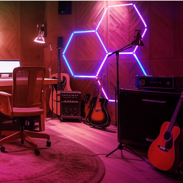 Why Hexagonal Honeycomb Structures Feel Timeless in Lighting Design？